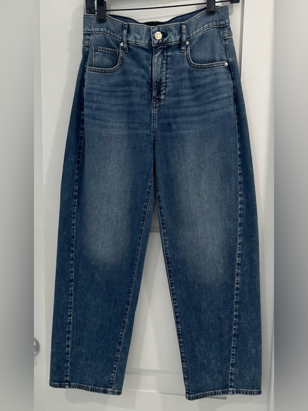 White House Black Market Extra High-Rise Barrel Jean, Size 0